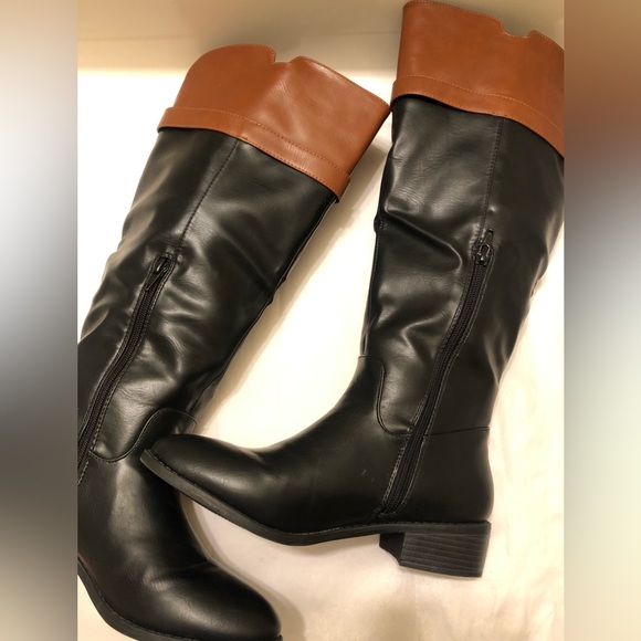 RAMPAGE brown and black two tone faux fur boots SZ . 7M - Picture 6 of 12